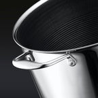 Hybrid Stock Pot with Lid, 10-Qt