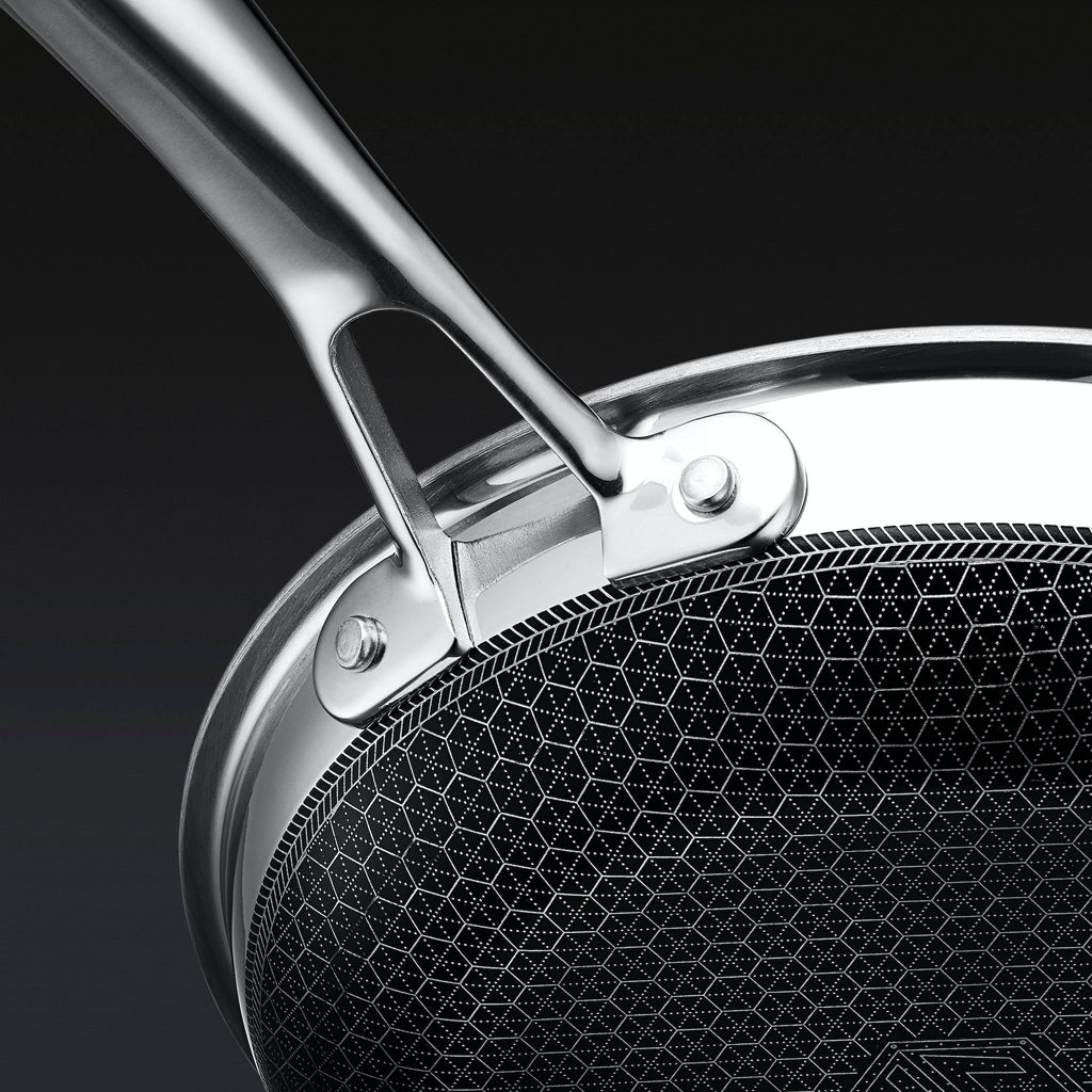 Hybrid Fry Pan with Lid, 8"